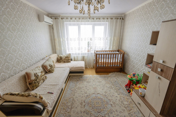 Продам трехкомнатную (3-комн.) квартиру, Еременко ул, 68к74, Ростов-на-Дону г