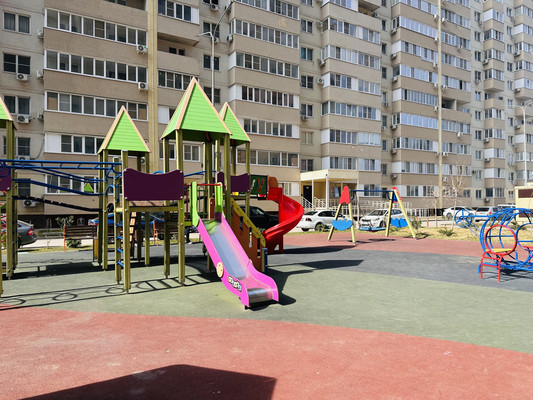 Продам двухкомнатную (2-комн.) квартиру, Магистральная ул, 11, Краснодар г