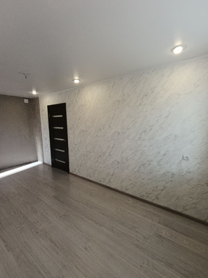 Продам двухкомнатную (2-комн.) квартиру, Курганская ул, 70ка, Ишим г