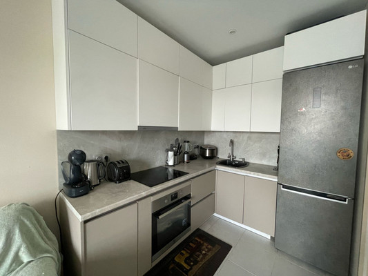 Продам двухкомнатную (2-комн.) квартиру, лётчика Ларюшина ул, 10, Люберцы г