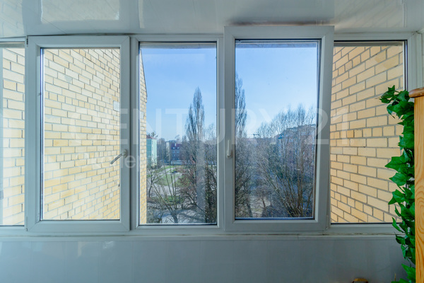 Продам двухкомнатную (2-комн.) квартиру, Чекистов ул, 28А , Калининград г