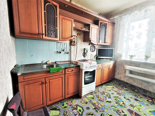 Продам двухкомнатную (2-комн.) квартиру, Пихтовая ул, 30, Нижний Тагил г
