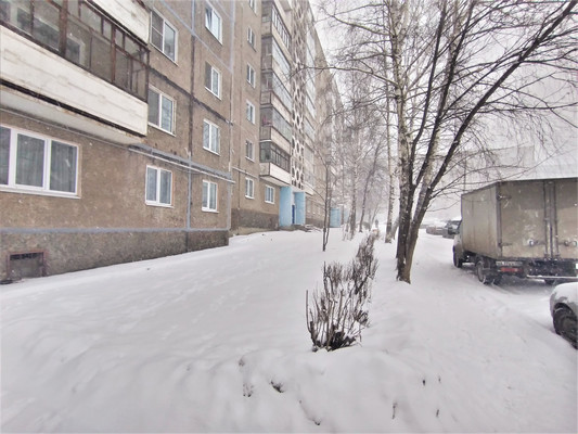 Продам двухкомнатную (2-комн.) квартиру, Пихтовая ул, 30, Нижний Тагил г