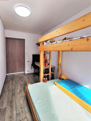 Продам двухкомнатную (2-комн.) квартиру, Победы ул, 52, Нижний Тагил г