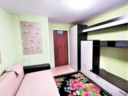 Продам 2-комн. в 6-комн. квартире, Ленинградский пр-кт, 13, Нижний Тагил г