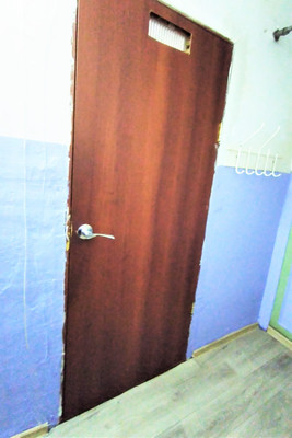 Продам 2-комн. в 6-комн. квартире, Ленинградский пр-кт, 13, Нижний Тагил г