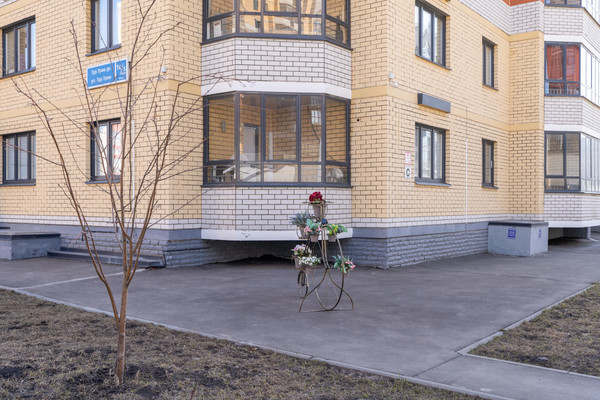 Продам однокомнатную (1-комн.) квартиру, Зур Урам ул, 1кк5, Казань г