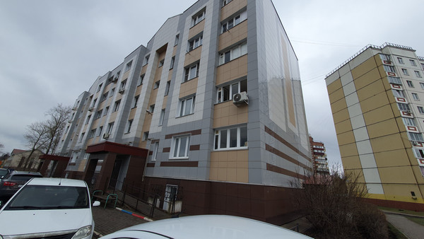 Продам однокомнатную (1-комн.) квартиру, 6-й Гвардейской дивизии ул, 17, Липецк г