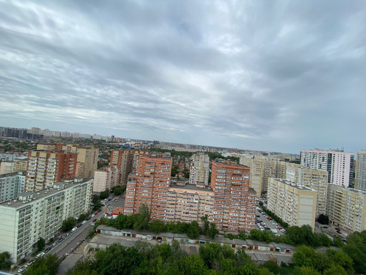 Продам двухкомнатную (2-комн.) квартиру, Жмайлова ул, 19а, Ростов-на-Дону г