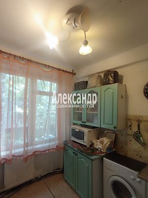 Продам комнату в 3-комн. квартире, Пискарёвский пр-кт, 58к1, Санкт-Петербург г