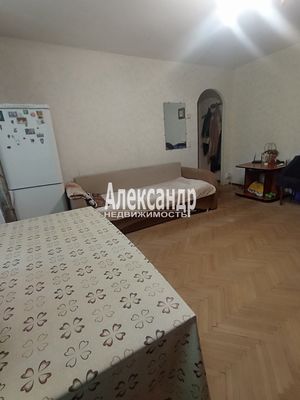 Продам комнату в 3-комн. квартире, Пискарёвский пр-кт, 58к1, Санкт-Петербург г
