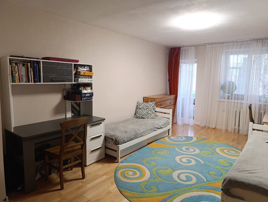 Продам двухкомнатную (2-комн.) квартиру, Черепанова ул, 9, Знаменский п