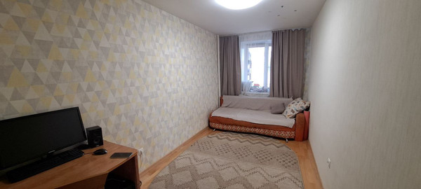 Продам двухкомнатную (2-комн.) квартиру, Черепанова ул, 9, Знаменский п