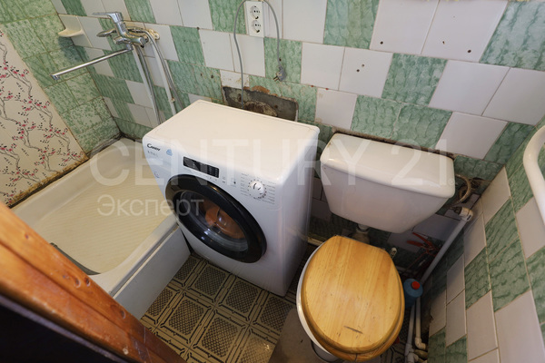 Продам двухкомнатную (2-комн.) квартиру, Коммунальная ул, 89 , Калининград г
