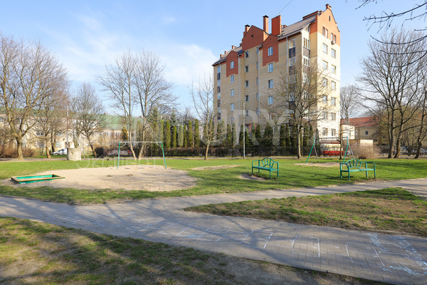 Продам двухкомнатную (2-комн.) квартиру, Коммунальная ул, 89 , Калининград г
