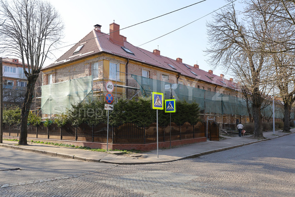 Продам двухкомнатную (2-комн.) квартиру, Коммунальная ул, 89 , Калининград г