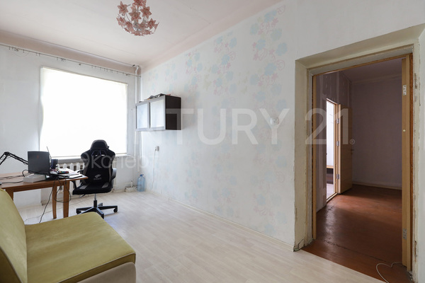 Продам многокомнатную квартиру, Киевская ул, 128 , Калининград г