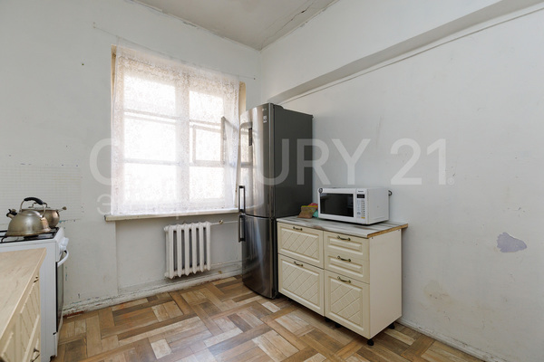 Продам многокомнатную квартиру, Киевская ул, 128 , Калининград г