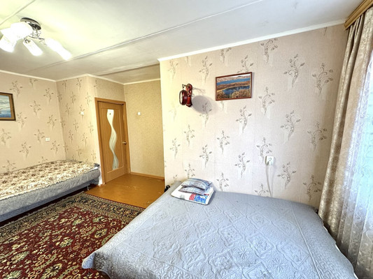 Продам двухкомнатную (2-комн.) квартиру, Кирова пер, 116, Брянск г