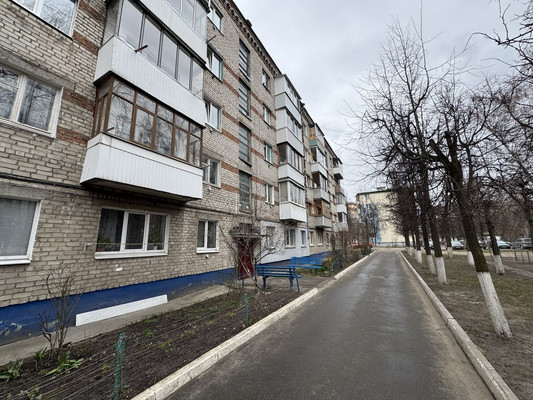 Продам двухкомнатную (2-комн.) квартиру, Кирова пер, 116, Брянск г