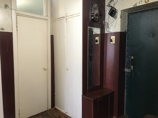 Продам однокомнатную (1-комн.) квартиру, Виноградная ул, 26, Алушта г