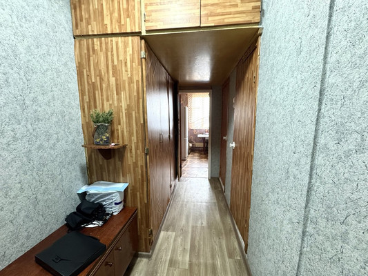 Продам трехкомнатную (3-комн.) квартиру, Московский пер, 37, Брянск г