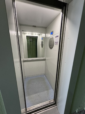 Продам трехкомнатную (3-комн.) квартиру, Московский пер, 37, Брянск г
