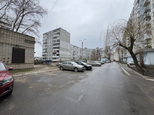 Продам трехкомнатную (3-комн.) квартиру, Московский пер, 37, Брянск г