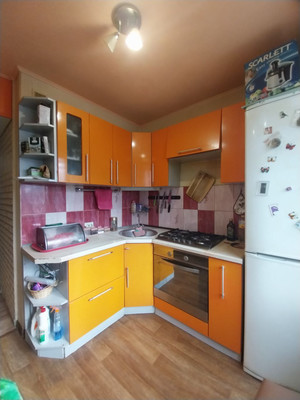 Продам трехкомнатную (3-комн.) квартиру, Ташкентская ул, 101, Иваново г