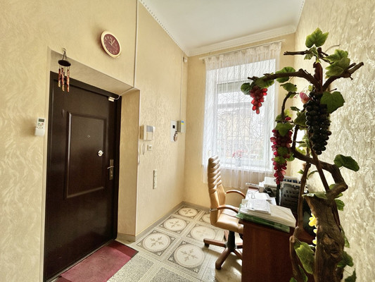 Продам офисное помещение 51,1 м2, Пушкина ул, 22, Симферополь г