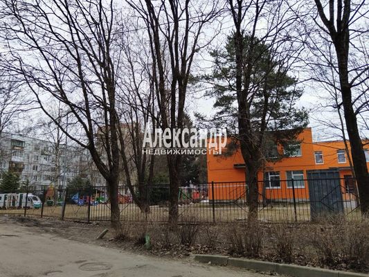 Продам однокомнатную (1-комн.) квартиру, Молодежная ул, 1, Сертолово г