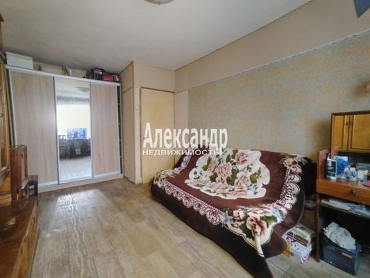 Продам однокомнатную (1-комн.) квартиру, Молодежная ул, 1, Сертолово г