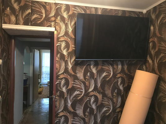 Продам трехкомнатную (3-комн.) квартиру, Воровского ул, 60, Симферополь г