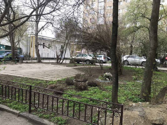 Продам трехкомнатную (3-комн.) квартиру, Воровского ул, 60, Симферополь г