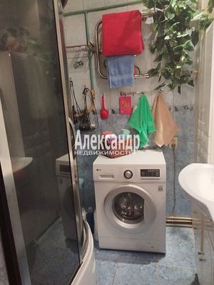 Продам двухкомнатную (2-комн.) квартиру, Южный Вал ул, 4, Выборг г