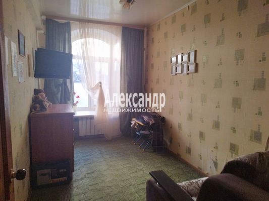 Продам двухкомнатную (2-комн.) квартиру, Южный Вал ул, 4, Выборг г