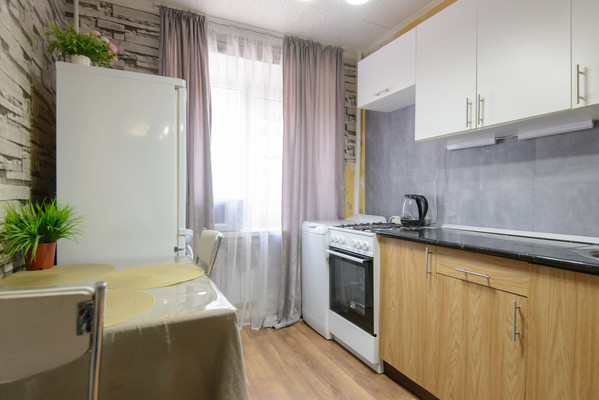 Продам однокомнатную (1-комн.) квартиру, Доломановский пер, 101, Ростов-на-Дону г