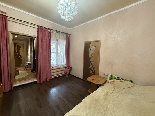 Продам многокомнатную квартиру, Ереванская ул, 18, Ростов-на-Дону г