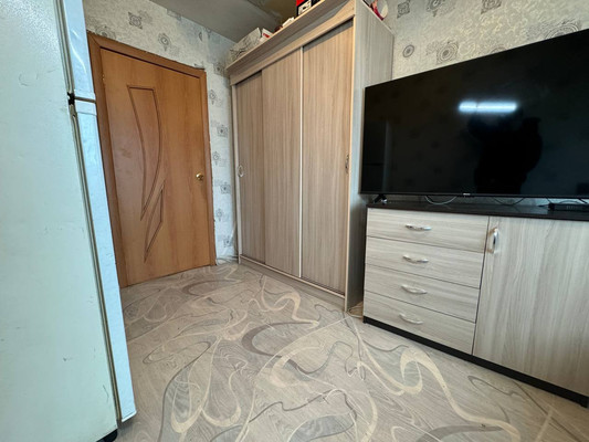 Продам двухкомнатную (2-комн.) квартиру, Почтовая ул, 15, Комсомольск-на-Амуре г