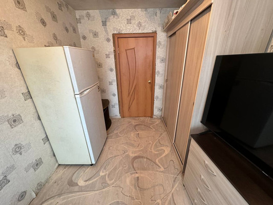 Продам двухкомнатную (2-комн.) квартиру, Почтовая ул, 15, Комсомольск-на-Амуре г