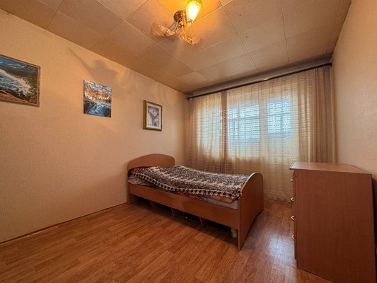 Продам двухкомнатную (2-комн.) квартиру, Почтовая ул, 15, Комсомольск-на-Амуре г