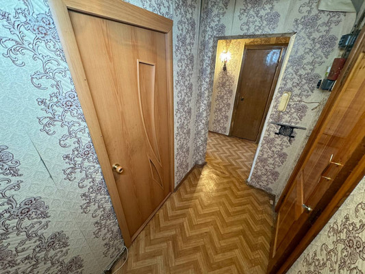 Продам двухкомнатную (2-комн.) квартиру, Почтовая ул, 15, Комсомольск-на-Амуре г