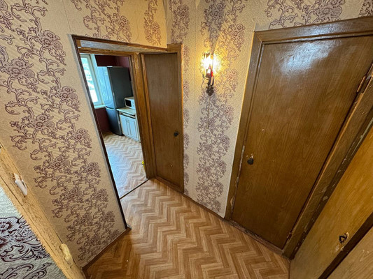 Продам двухкомнатную (2-комн.) квартиру, Почтовая ул, 15, Комсомольск-на-Амуре г