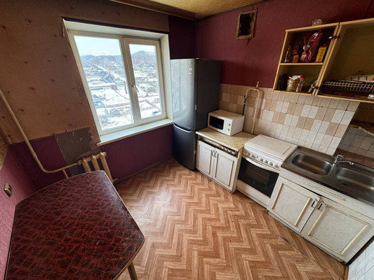 Продам двухкомнатную (2-комн.) квартиру, Почтовая ул, 15, Комсомольск-на-Амуре г