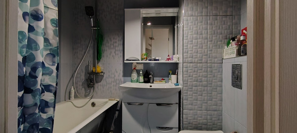 Продам трехкомнатную (3-комн.) квартиру, Пролетарский пр-кт, 2, Москва г