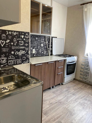 Продам однокомнатную (1-комн.) квартиру, Заводской пр-кт, 48, Колпино г