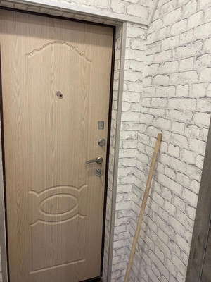 Продам однокомнатную (1-комн.) квартиру, Заводской пр-кт, 48, Колпино г