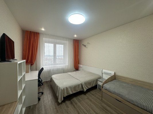 Продам двухкомнатную (2-комн.) квартиру, Чистопольская ул, 34, Казань г