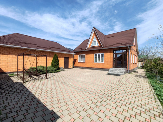 Продам дом, Изумрудная ул, 10, Белореченск г, 0 км от города