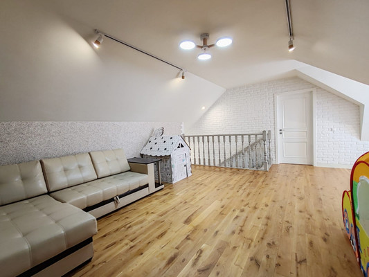 Продам дом, Изумрудная ул, 10, Белореченск г, 0 км от города